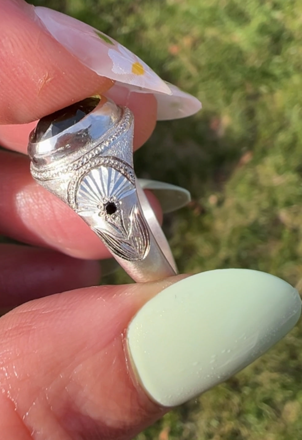 Peridot Ludwigite Scandi Signet