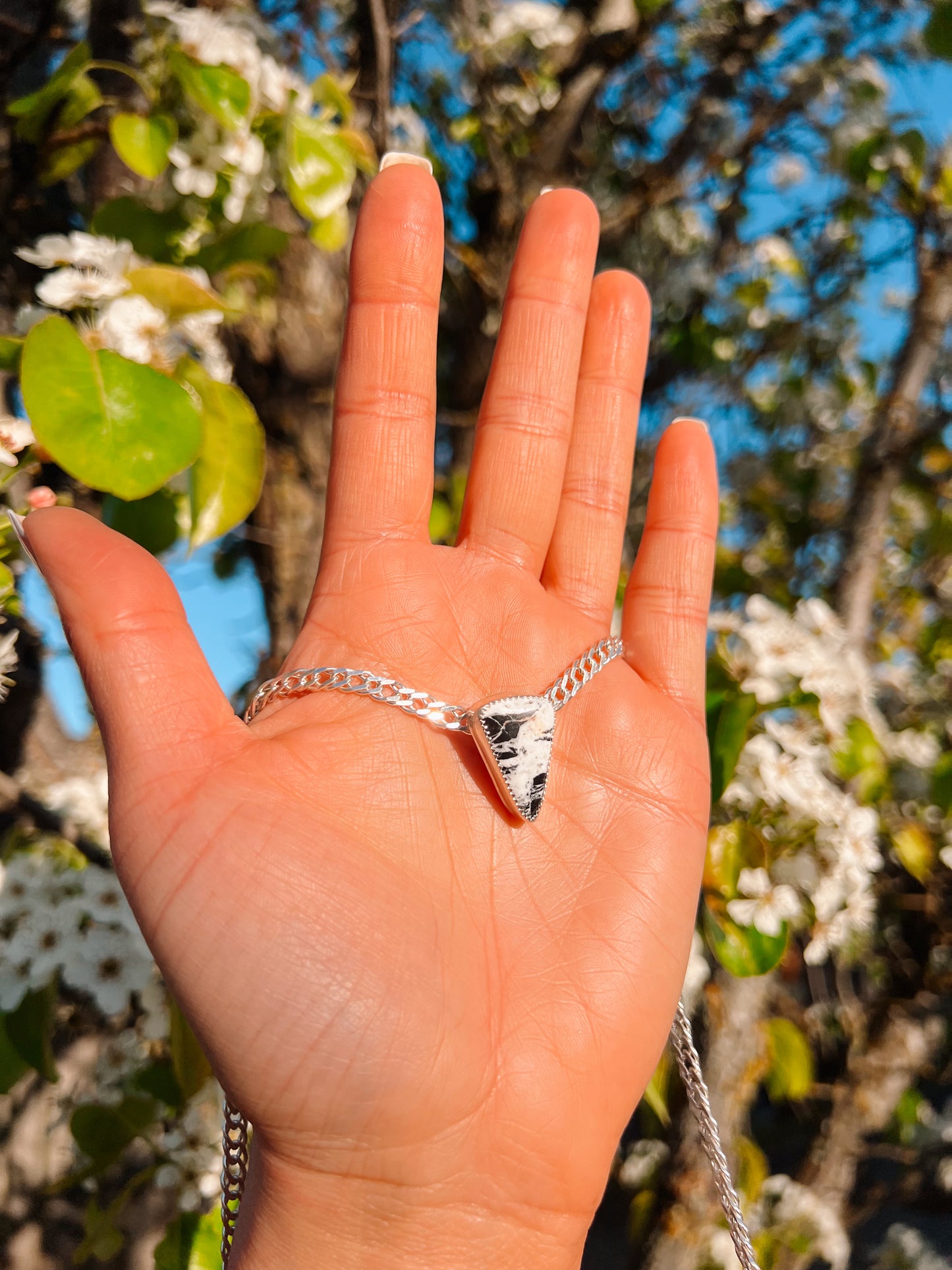 White Buffalo Choker