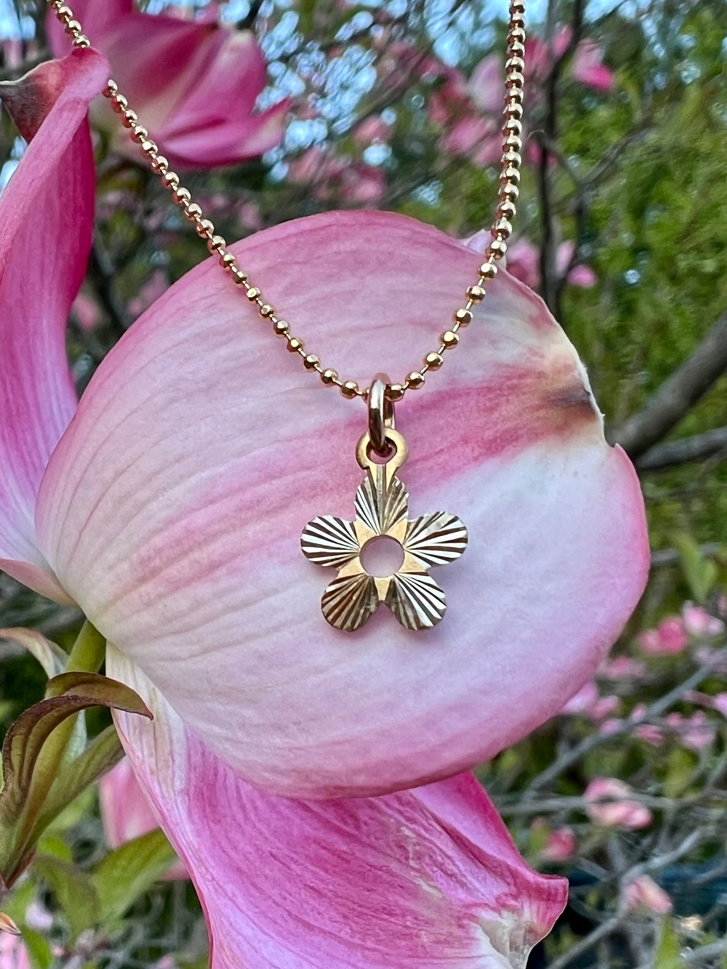 Fleur Etoile Pendant