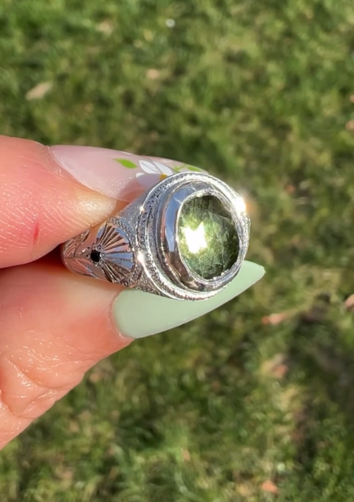 Peridot Ludwigite Scandi Signet