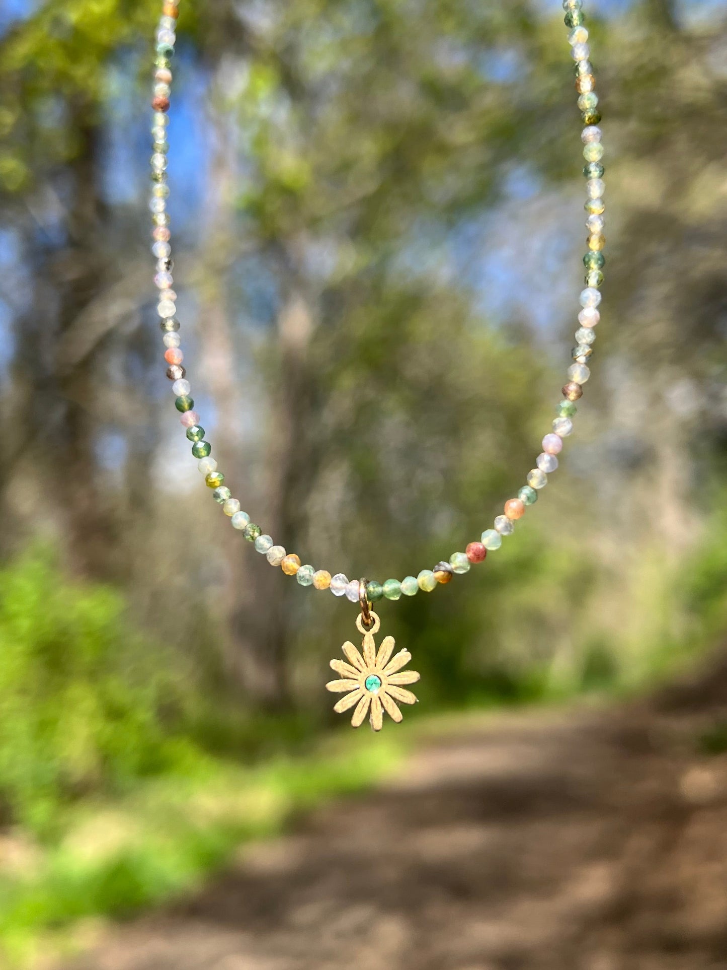 Daisy Beaded Choker