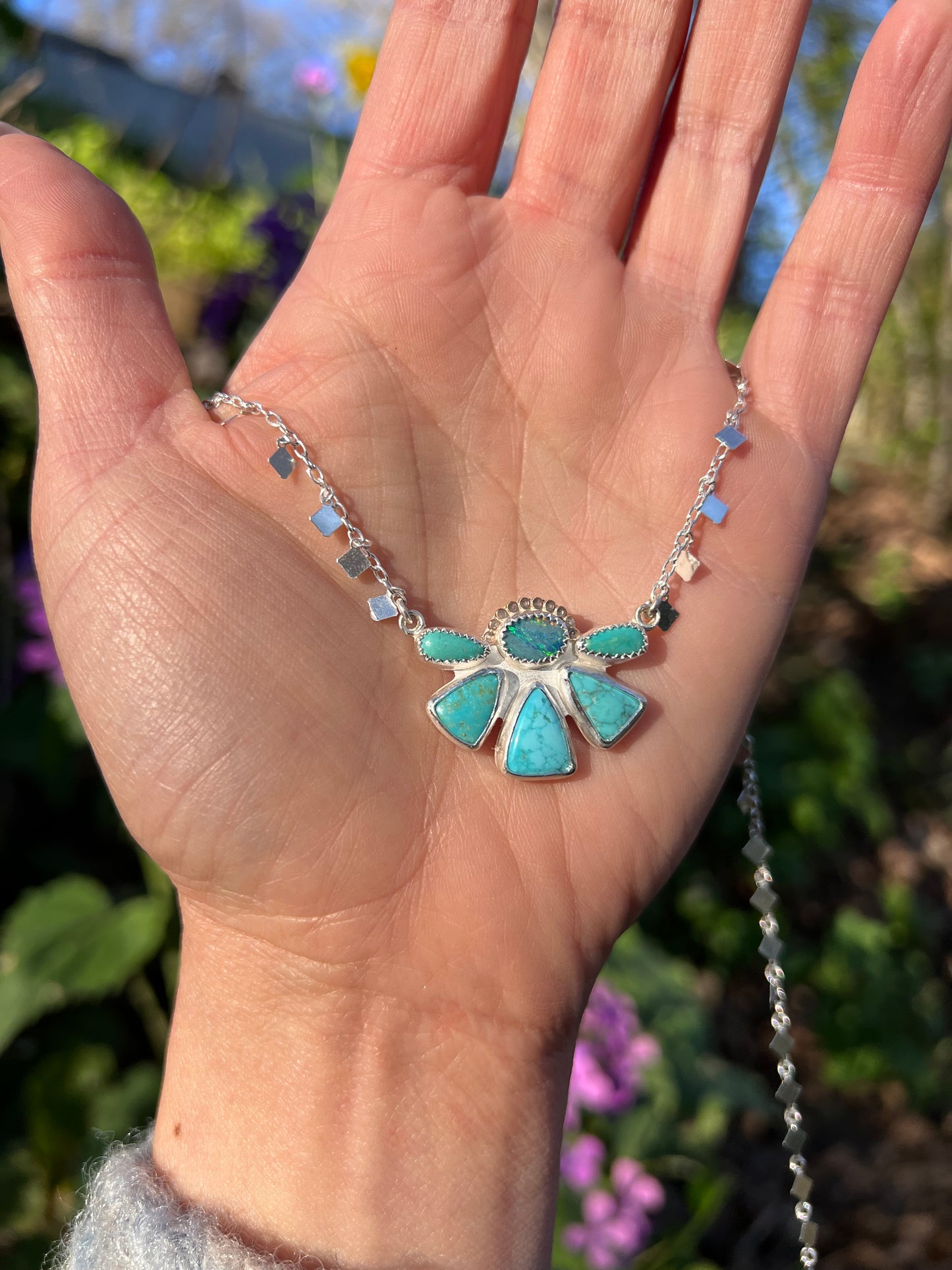 Disco Daisy Necklace