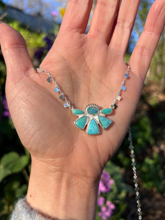 Disco Daisy Necklace