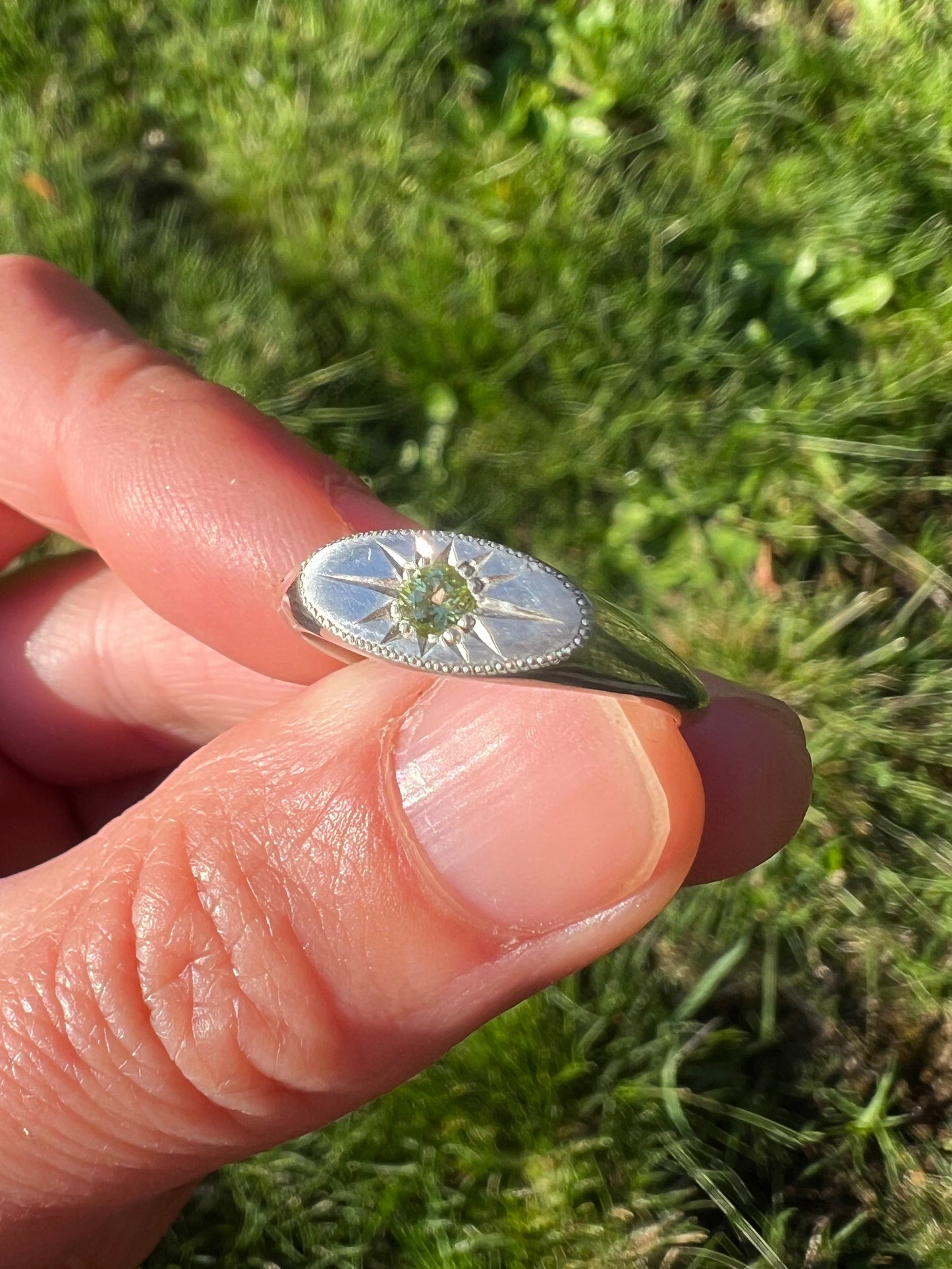 Starry Eyed Signet