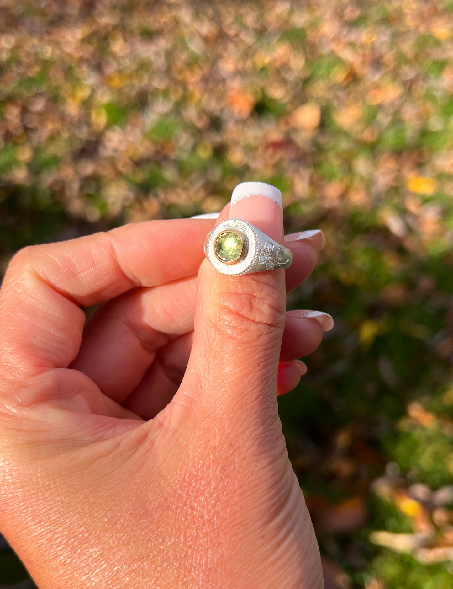 Peridot Ludwigite Signet